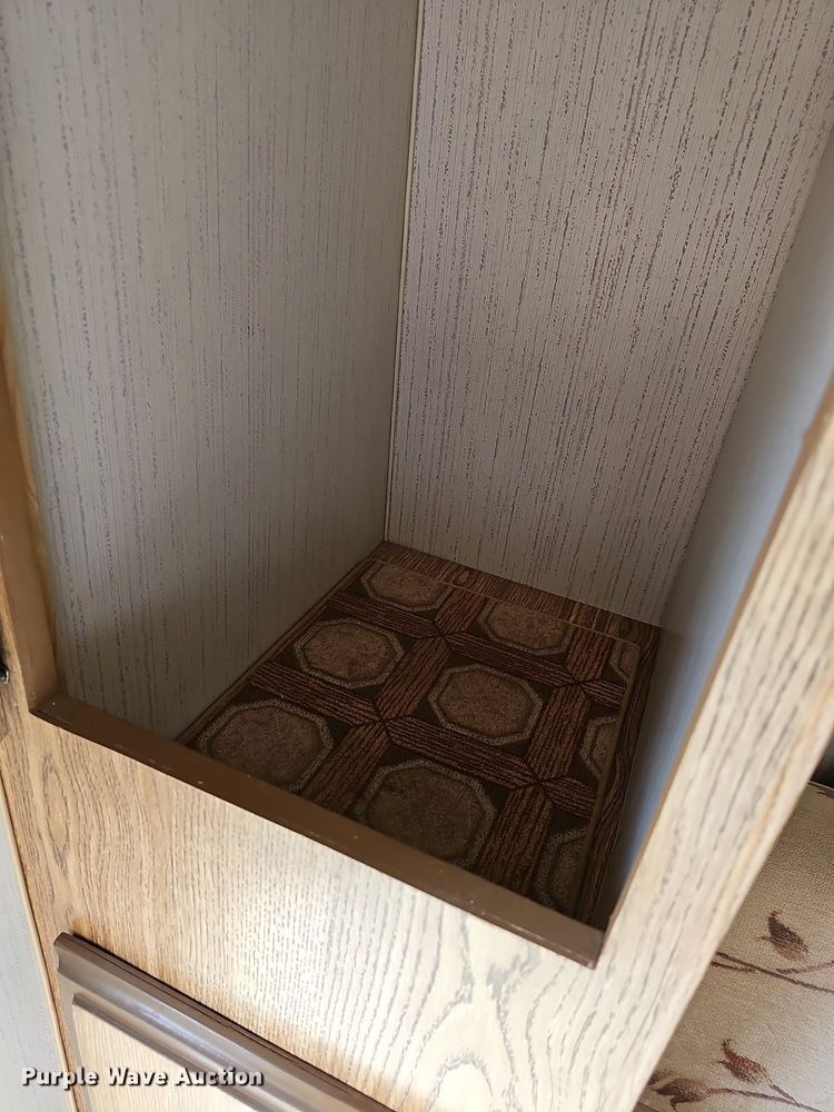 image for item DN8621 1990 Companion Sun Valley 239  camper