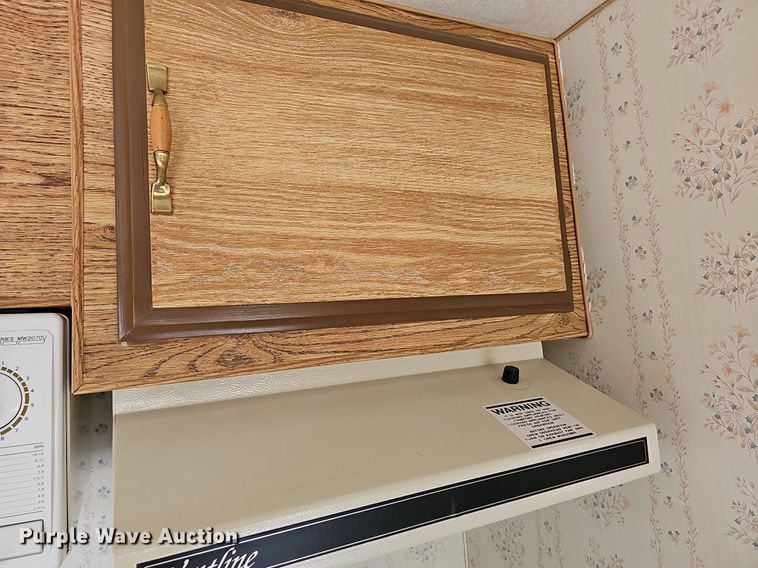 image for item DN8621 1990 Companion Sun Valley 239  camper