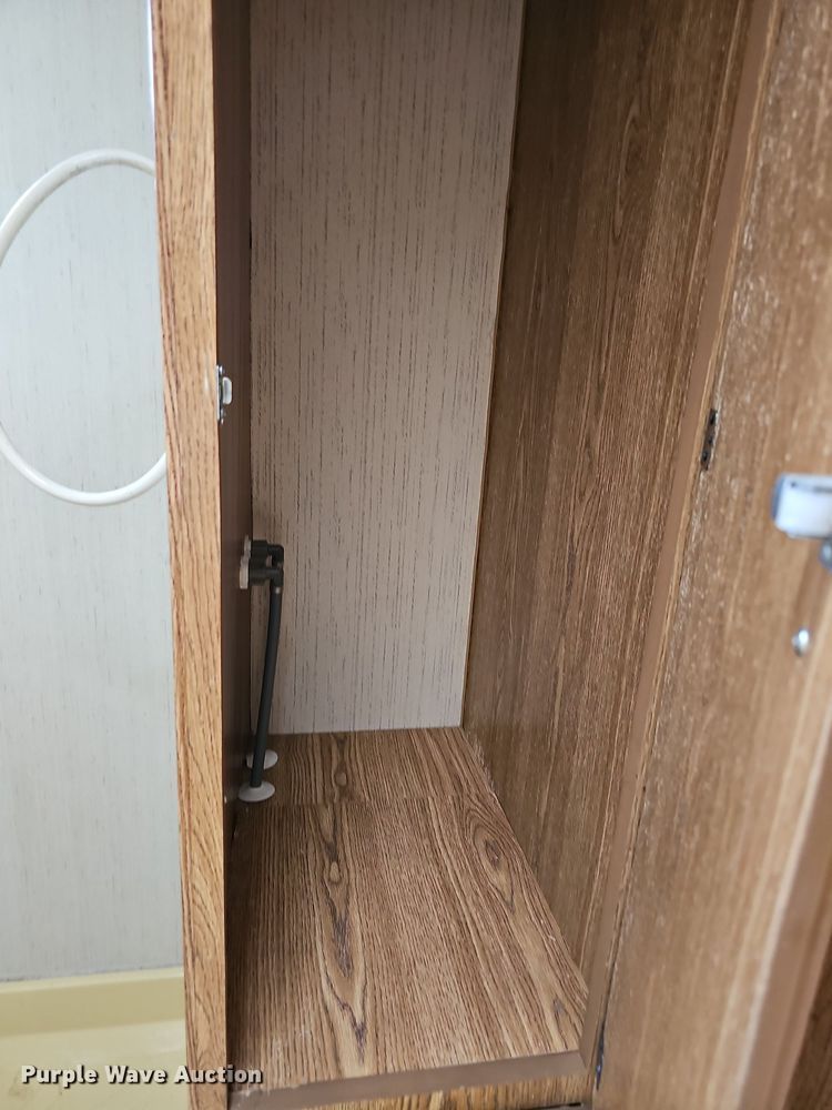 image for item DN8621 1990 Companion Sun Valley 239  camper