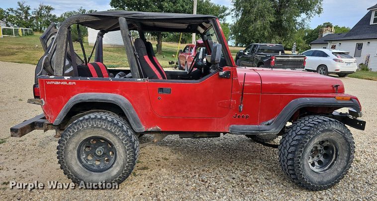 image for item DN8624 1995 Jeep Wrangler  SUV