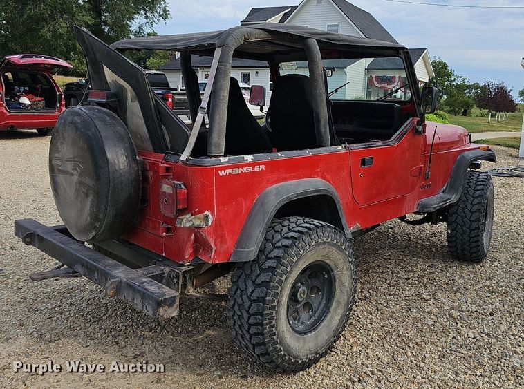 image for item DN8624 1995 Jeep Wrangler  SUV