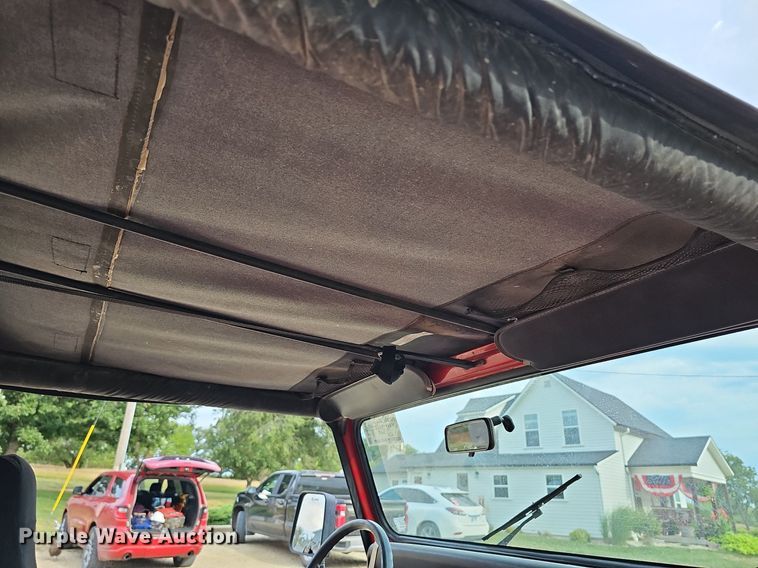 image for item DN8624 1995 Jeep Wrangler  SUV