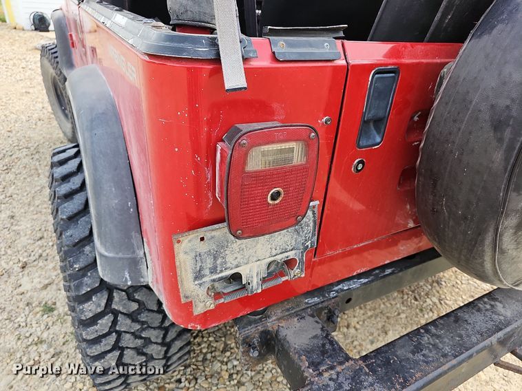 image for item DN8624 1995 Jeep Wrangler  SUV