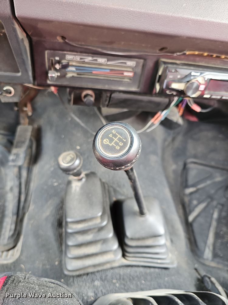 image for item DN8624 1995 Jeep Wrangler  SUV