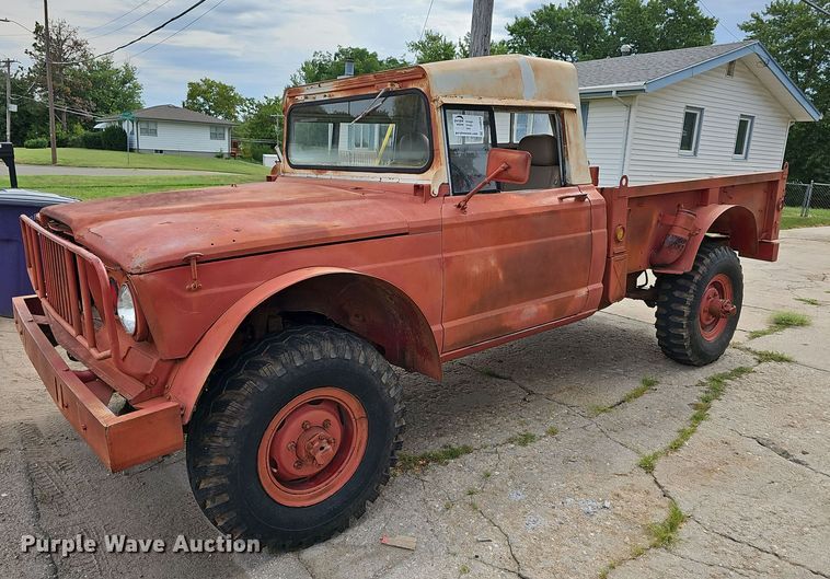 image for item DN8626 1968 Jeep Kaiser  pickup truck