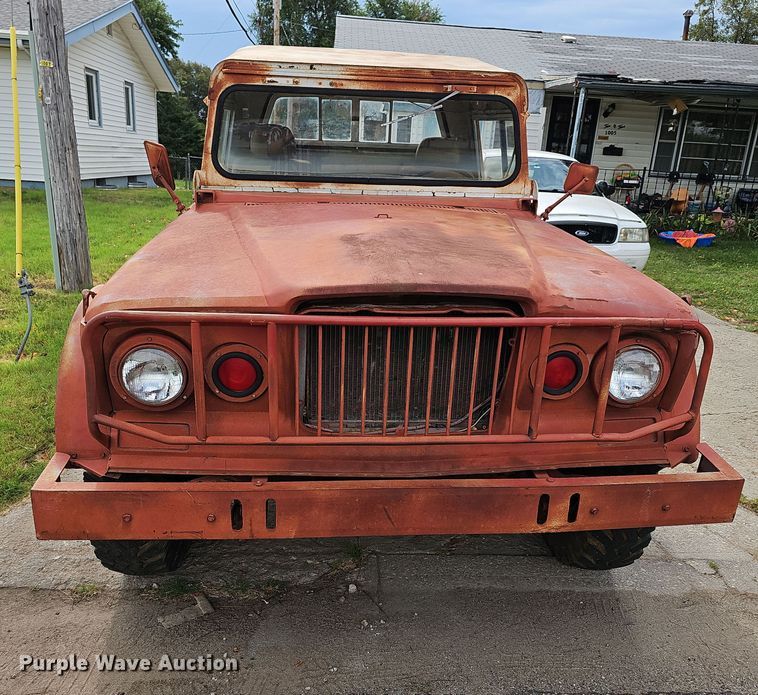 image for item DN8626 1968 Jeep Kaiser  pickup truck