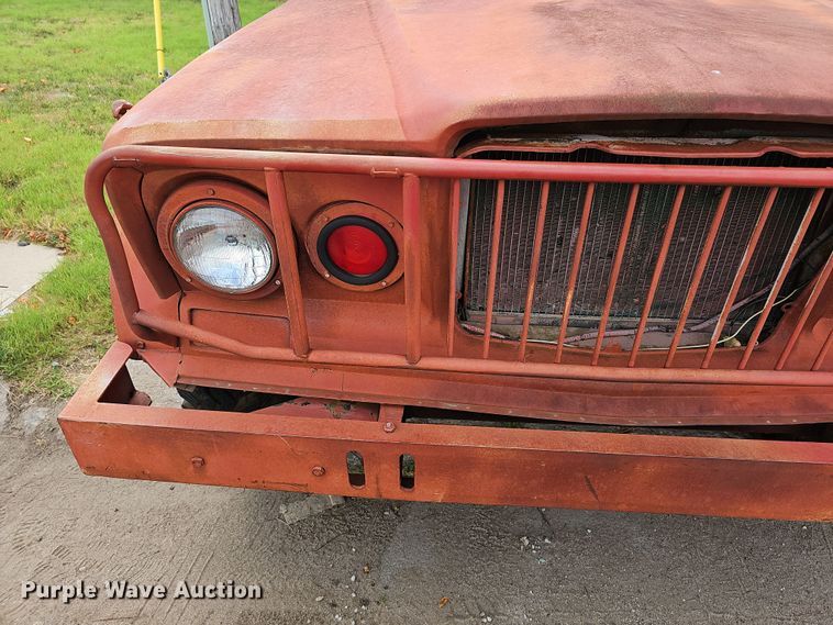 image for item DN8626 1968 Jeep Kaiser  pickup truck