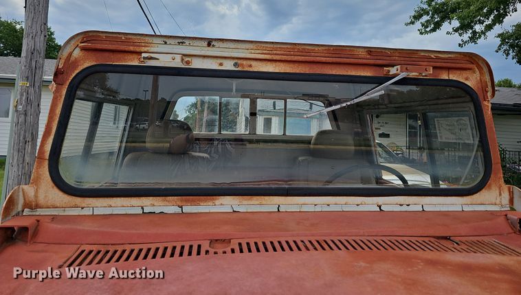 image for item DN8626 1968 Jeep Kaiser  pickup truck