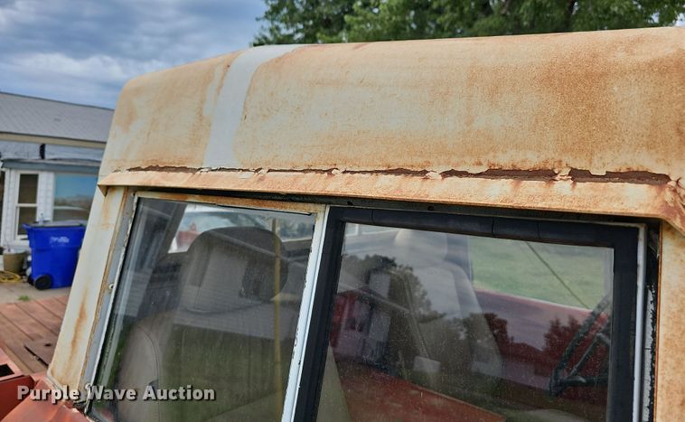 image for item DN8626 1968 Jeep Kaiser  pickup truck