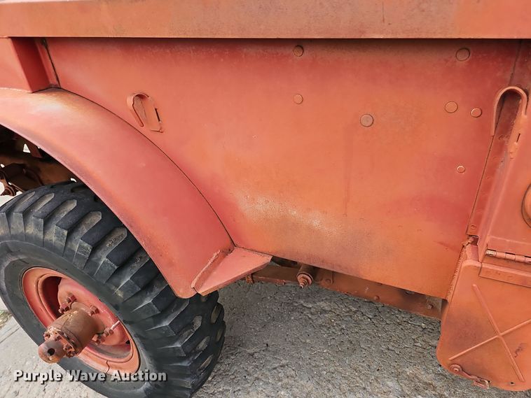 image for item DN8626 1968 Jeep Kaiser  pickup truck