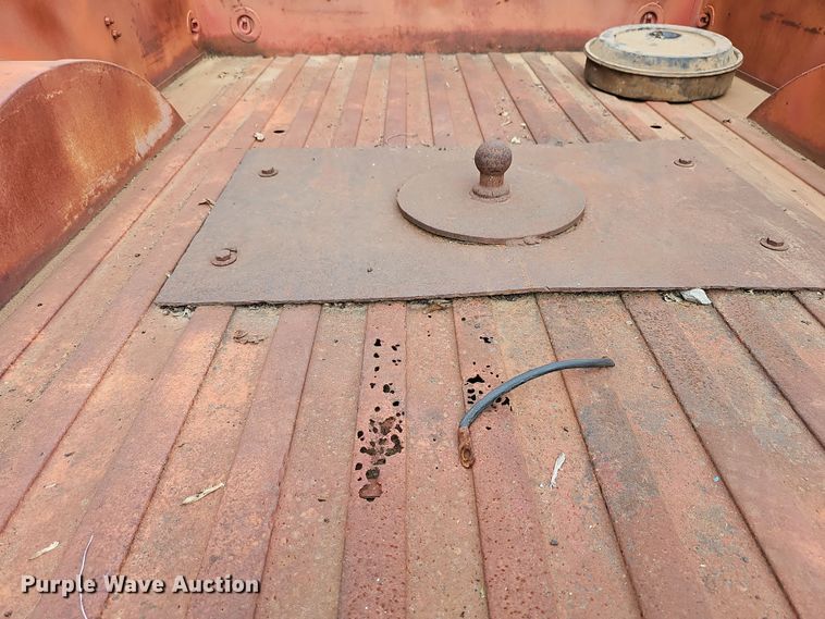 image for item DN8626 1968 Jeep Kaiser  pickup truck