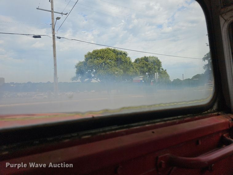 image for item DN8626 1968 Jeep Kaiser  pickup truck