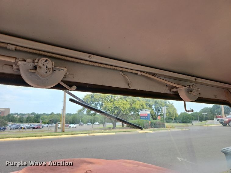 image for item DN8626 1968 Jeep Kaiser  pickup truck