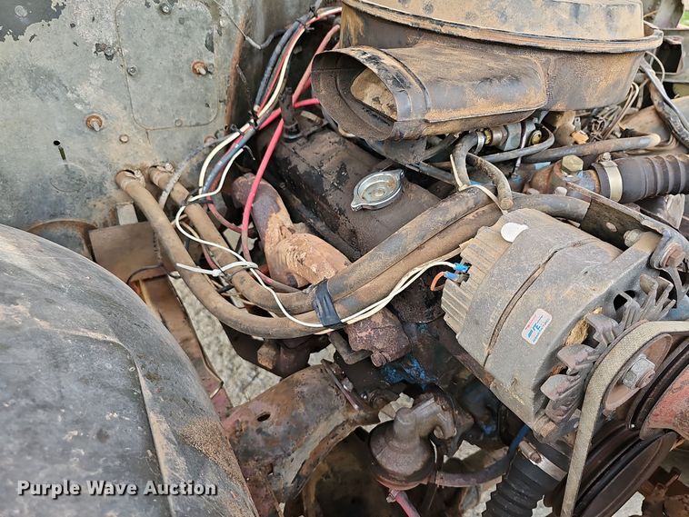 image for item DN8626 1968 Jeep Kaiser  pickup truck