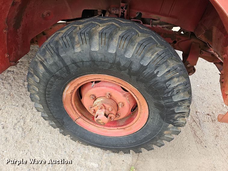 image for item DN8626 1968 Jeep Kaiser  pickup truck