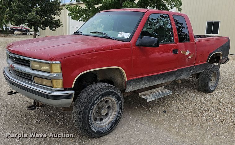 image for item DN8627 1996 Chevrolet K1500  Ext. Cab pickup truck