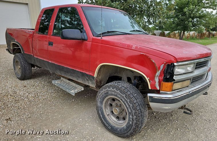 image for item DN8627 1996 Chevrolet K1500  Ext. Cab pickup truck