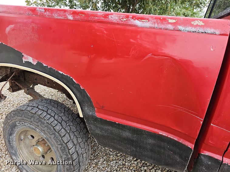 image for item DN8627 1996 Chevrolet K1500  Ext. Cab pickup truck