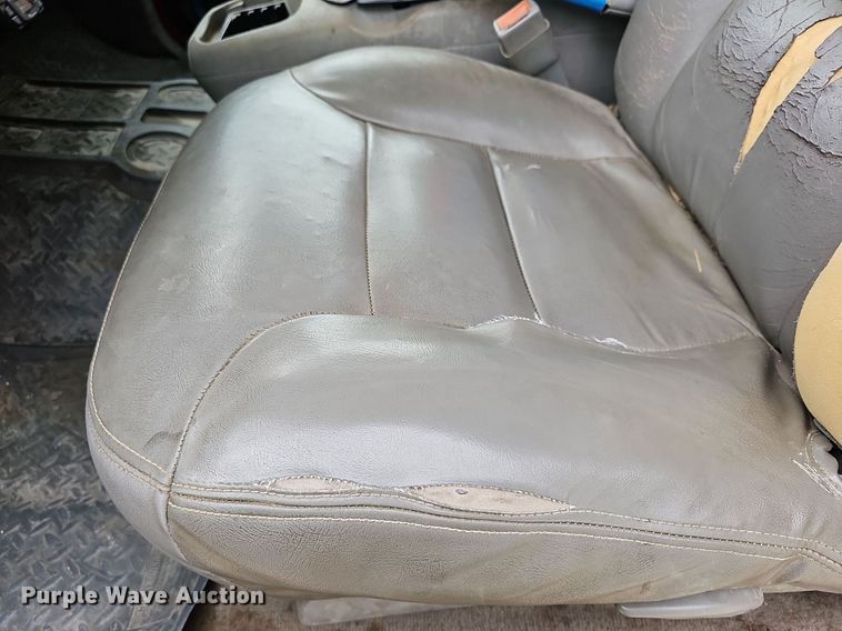 image for item DN8627 1996 Chevrolet K1500  Ext. Cab pickup truck