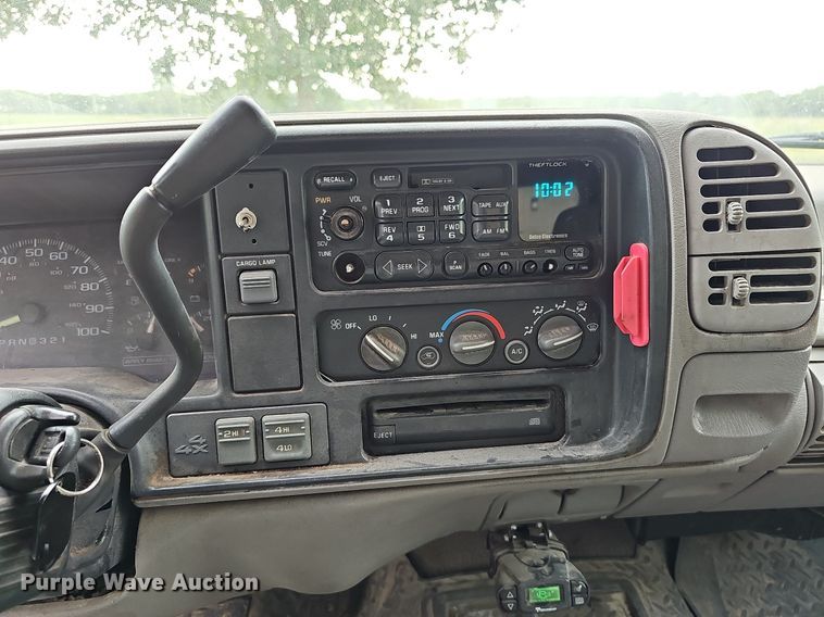 image for item DN8627 1996 Chevrolet K1500  Ext. Cab pickup truck