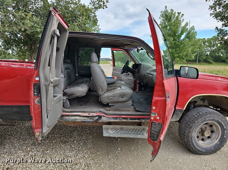 image for item DN8627 1996 Chevrolet K1500  Ext. Cab pickup truck