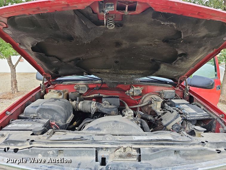 image for item DN8627 1996 Chevrolet K1500  Ext. Cab pickup truck