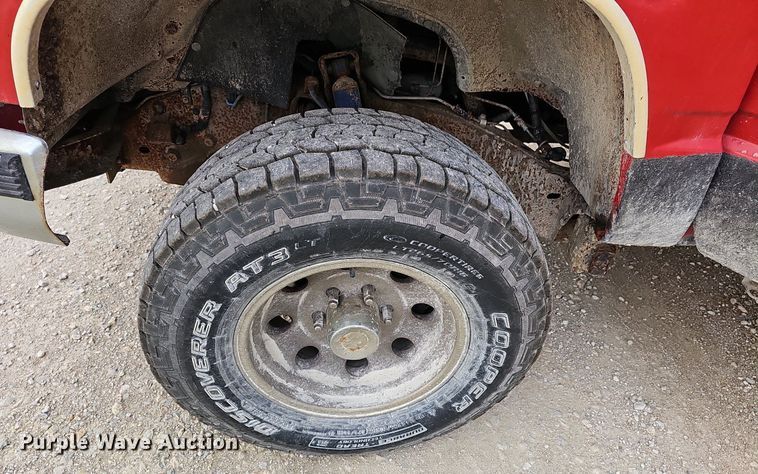 image for item DN8627 1996 Chevrolet K1500  Ext. Cab pickup truck