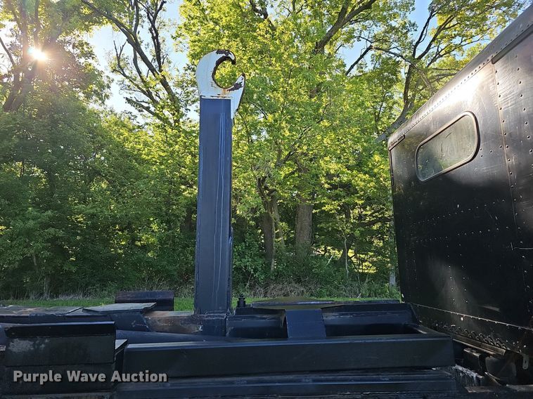 image for item DN8649 1998 Freightliner  hook lift truck