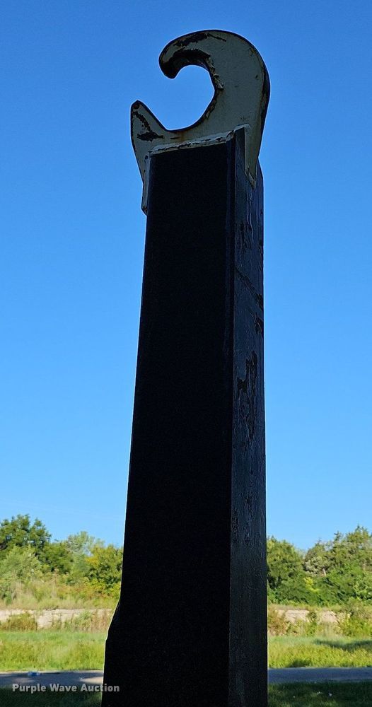 image for item DN8649 1998 Freightliner  hook lift truck