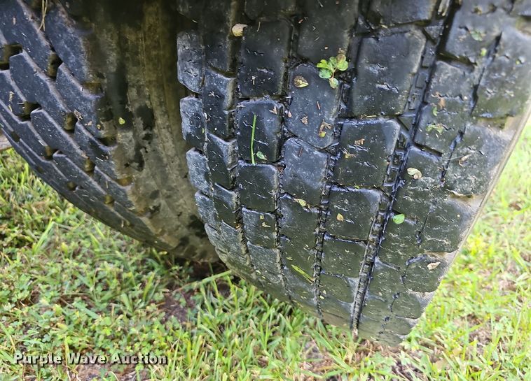 image for item DN8649 1998 Freightliner  hook lift truck