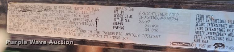 image for item DN8649 1998 Freightliner  hook lift truck