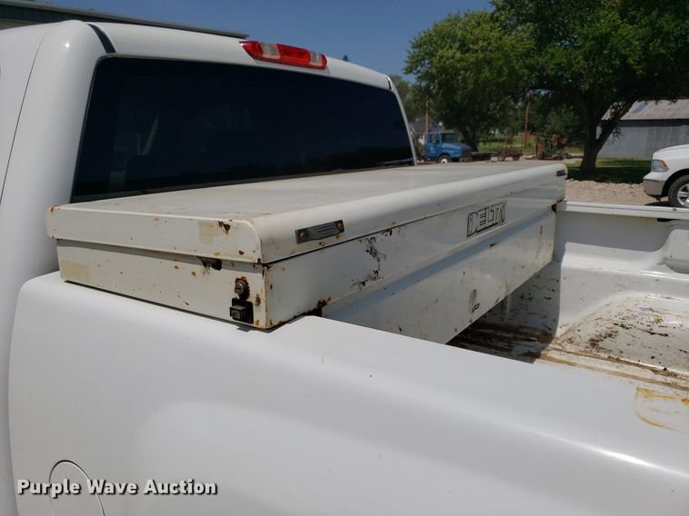 image for item DO2928 2013  Chevrolet Silverado 2500HD  Ext. Cab pickup truck