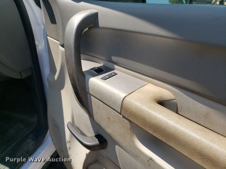 image for item DO2928 2013  Chevrolet Silverado 2500HD  Ext. Cab pickup truck