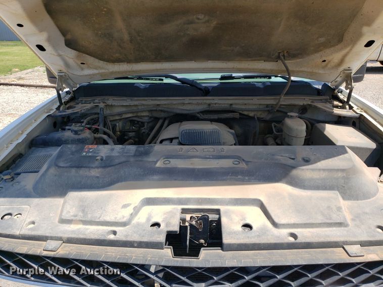 image for item DO2928 2013  Chevrolet Silverado 2500HD  Ext. Cab pickup truck