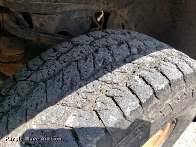 image for item DO2928 2013  Chevrolet Silverado 2500HD  Ext. Cab pickup truck