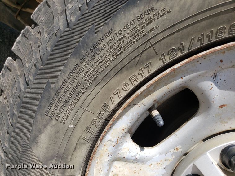 image for item DO2928 2013  Chevrolet Silverado 2500HD  Ext. Cab pickup truck