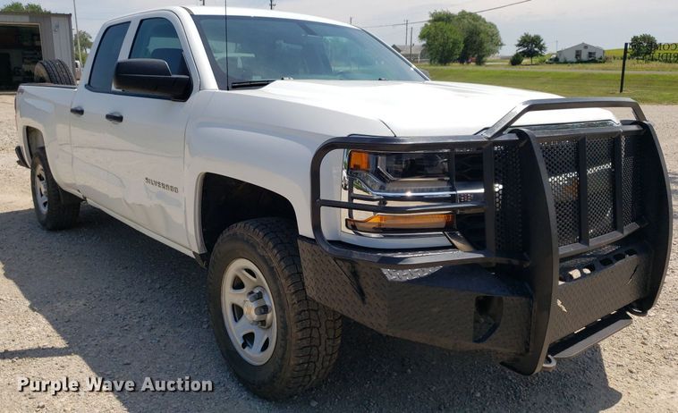 image for item DO2929 2019  Chevrolet Silverado 1500  Double Cab pickup truck