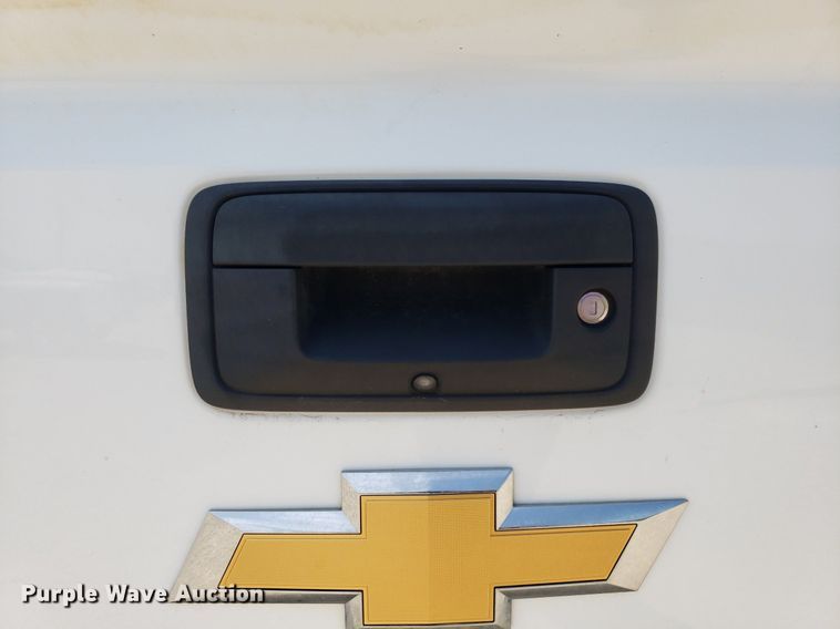 image for item DO2929 2019  Chevrolet Silverado 1500  Double Cab pickup truck