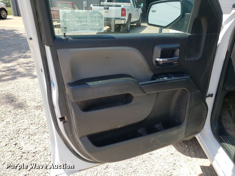 image for item DO2929 2019  Chevrolet Silverado 1500  Double Cab pickup truck