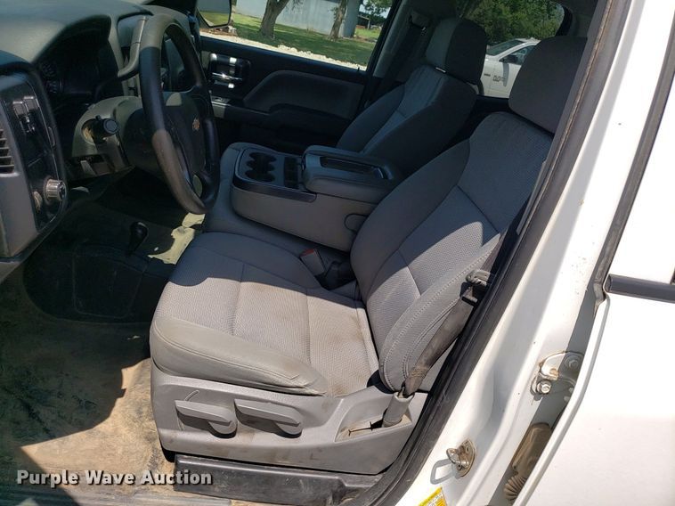 image for item DO2929 2019  Chevrolet Silverado 1500  Double Cab pickup truck