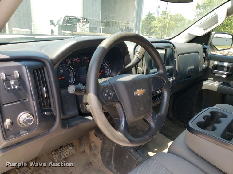 image for item DO2929 2019  Chevrolet Silverado 1500  Double Cab pickup truck