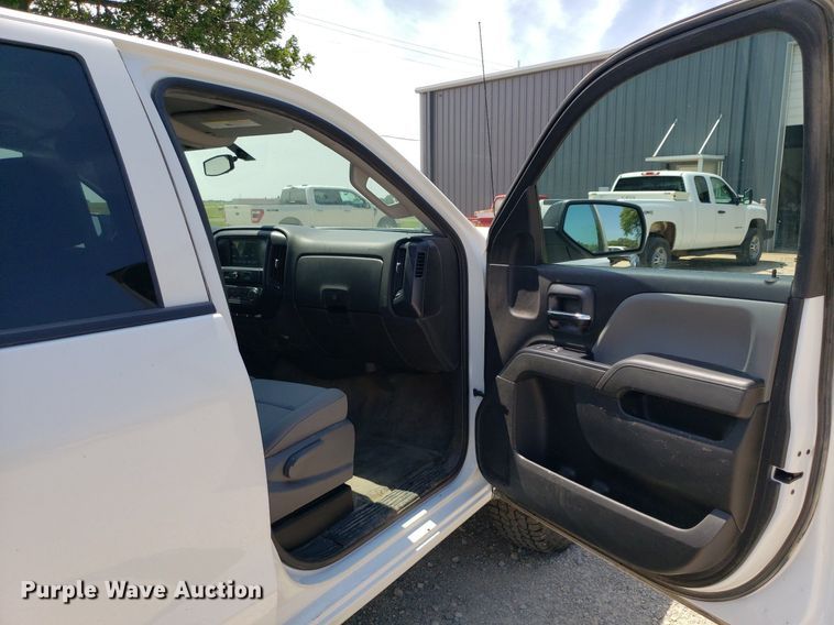 image for item DO2929 2019  Chevrolet Silverado 1500  Double Cab pickup truck