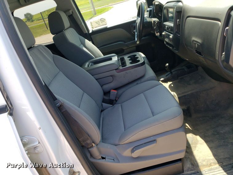 image for item DO2929 2019  Chevrolet Silverado 1500  Double Cab pickup truck