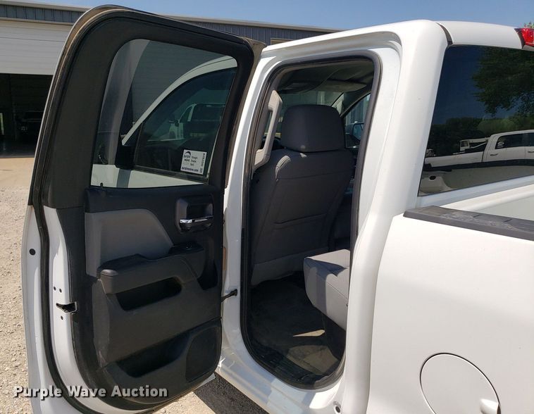 image for item DO2929 2019  Chevrolet Silverado 1500  Double Cab pickup truck