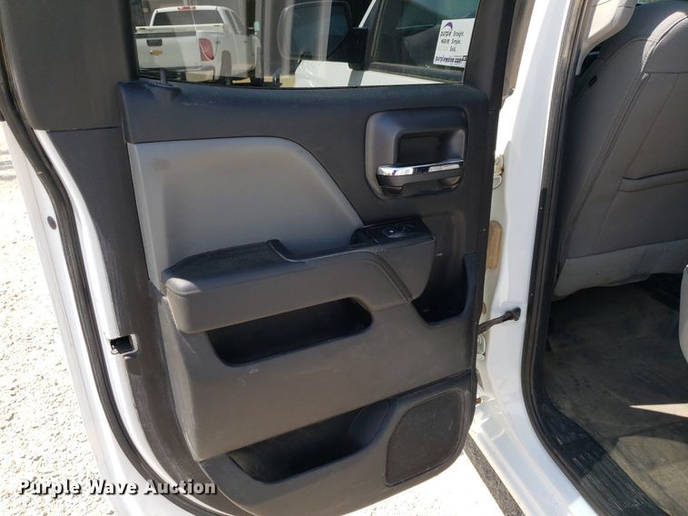 image for item DO2929 2019  Chevrolet Silverado 1500  Double Cab pickup truck