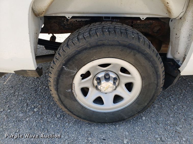 image for item DO2929 2019  Chevrolet Silverado 1500  Double Cab pickup truck