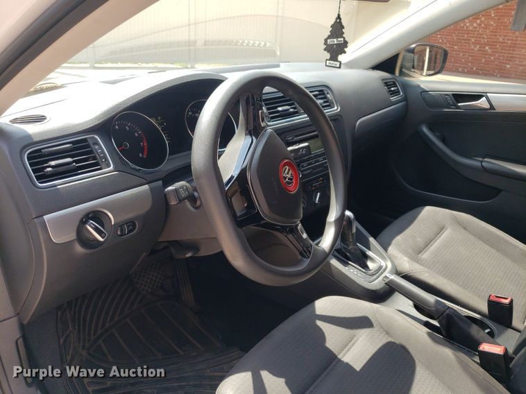 image for item DO2930 2015 Volkswagen Jetta