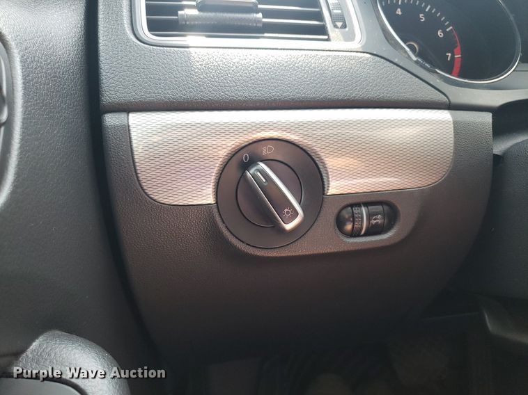 image for item DO2930 2015 Volkswagen Jetta