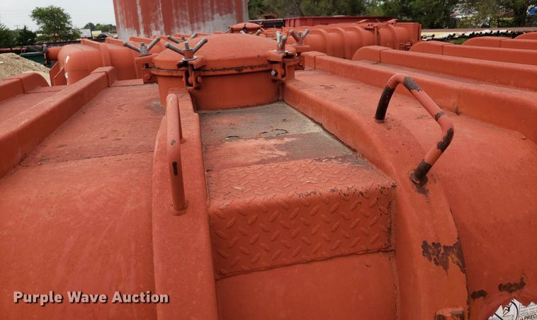 image for item DO2944 Wastequip Waste Shuttle  liquid roll-off container