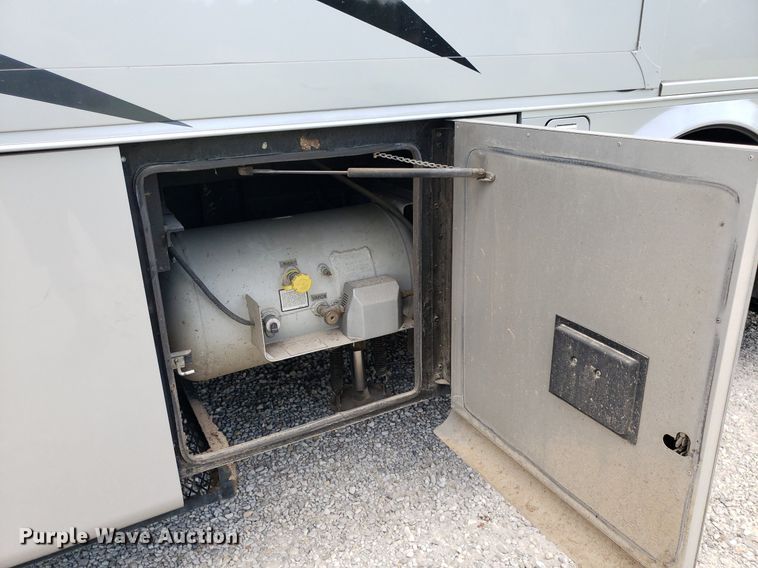 image for item DO2947 2009 Tiffin Motor Homes Allegra Bus  RV